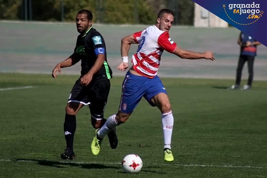 El filial vuelve a jugar en la Ciudad Deportiva de Armilla (VELASCO)