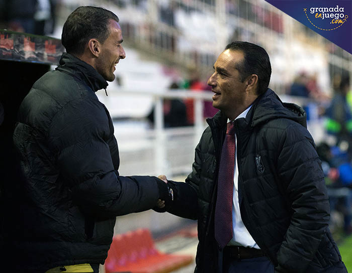 José Luis Oltra en la antesala del encuentro en Vallecas (LOF)