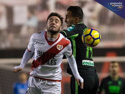 Montoro vio la quinta amarilla en Vallecas 