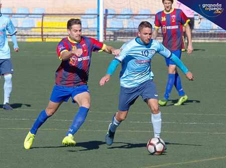 El Campotejar quiere resarcirse de la derrota que sufrió en Peligros (VICENTE CARVAJAL)