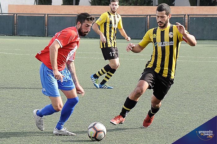 El Churriana CF empató en su último encuentro ante el Berja (J. M. BALDOMERO)