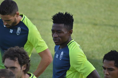 Hongla abandona la disciplina del Granada 