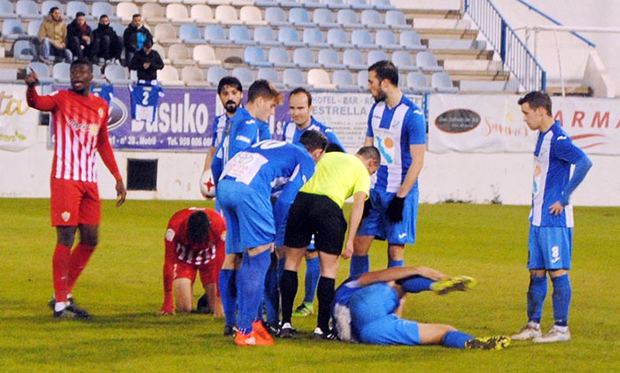 Por momentos el partido se volvió algo bronco (MUCHO DEPORTE)