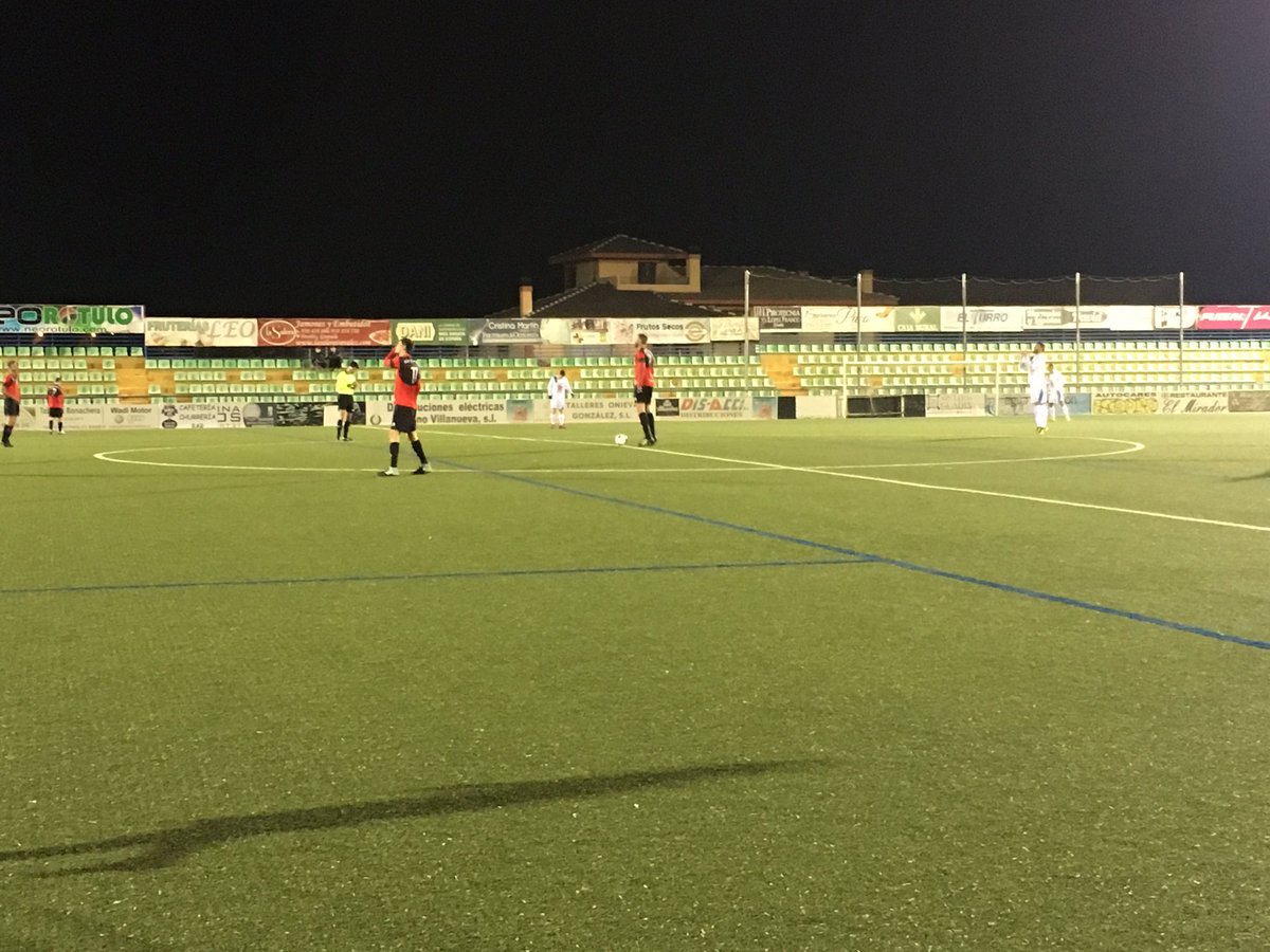 El Guadix derrotó al San Pedro en casa (GUADIX CF)