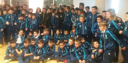 Participantes en las jornadas `Mejor piel, mejor futbolista` (RFAF)