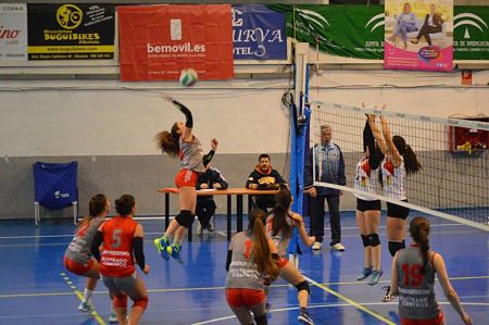 El Albolote C.V.´16 sumó su quinta victoria consecutiva (ACV´16)
