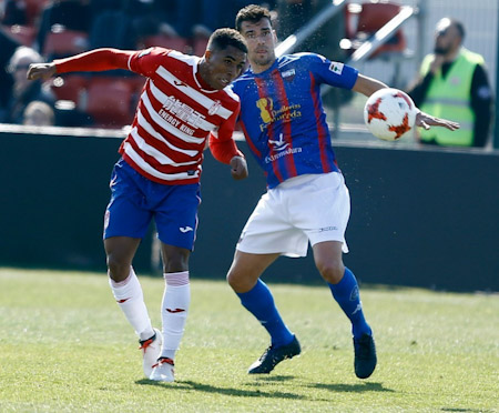 El Granada B se reengancha a la zona alta tras vencer al Extremadura (GRANADA CF)