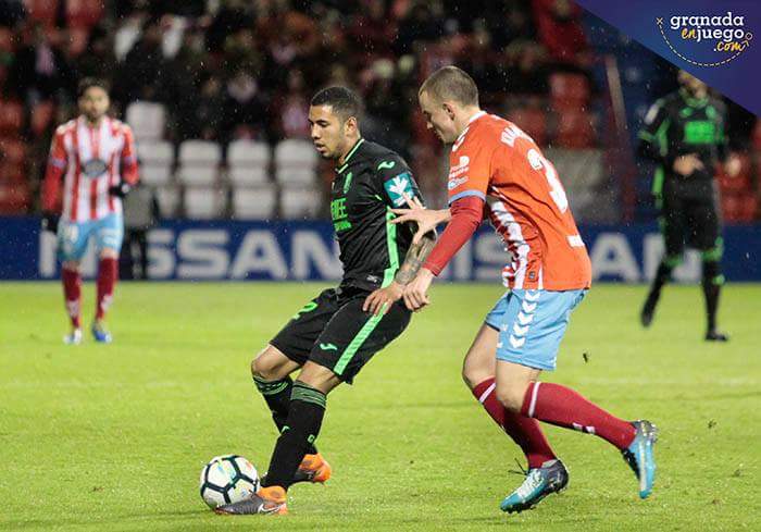 Sergio Peña en una jugada del encuentro ante el CD Lugo (LOF)