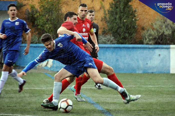 El Atlético Monachil ha derrotado al líder de la División de Honor (BALDOMERO)
