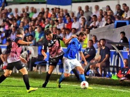 Loja y Linares siempres han disputado partidos muy disputados (LINARESDEPORTIVO.ES)