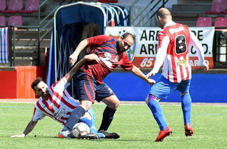 El Arenas tiene un partido vital ante el Oin en su lucha por evitar el descenso (ARCHIVO)