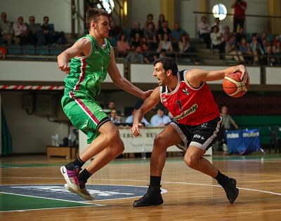 El Coviran Granada quiere seguir mandando en LEB Plata