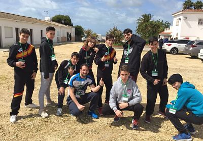 Miembros de Esgrima Maracena que han acudido a la concentración de la Federación andaluza de esgrima