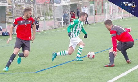 Álex Ortega fue el protagonista del partido con dos tantos (VICENTE CARVAJAL)