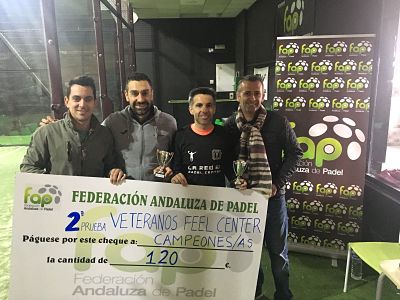 Unos de las duplas ganadoras en Peligros (FAP)