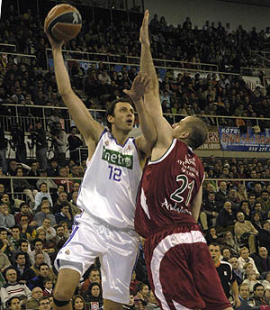 El CB Granada amenaza con no inscribirse en la Liga ACB