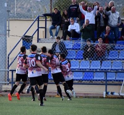 El Loja se ha llevado el Derbi del Poniente (CASTILLO) 