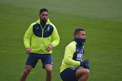 Machís y Menosse han trabajado al margen 