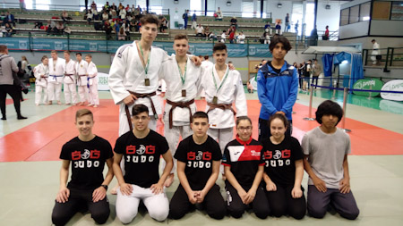 Representación del Club de Judo Blas González en el Campeonato de Andalucia