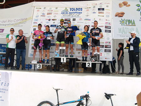 Podio Masculino y Femenino de la IX subida al Collado del Fraile