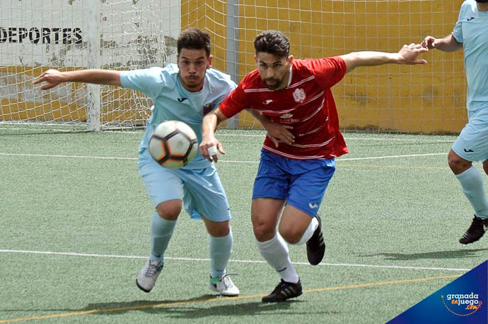 Churriana y Cúllar Vega disputaron un intenso derbi (JOSÉ M. BALDOMERO)