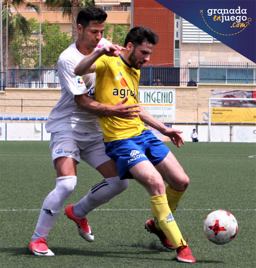 El Huétor Tájar apurará sus posibilidades para volver a jugar por el ascenso (J. HURTADO)