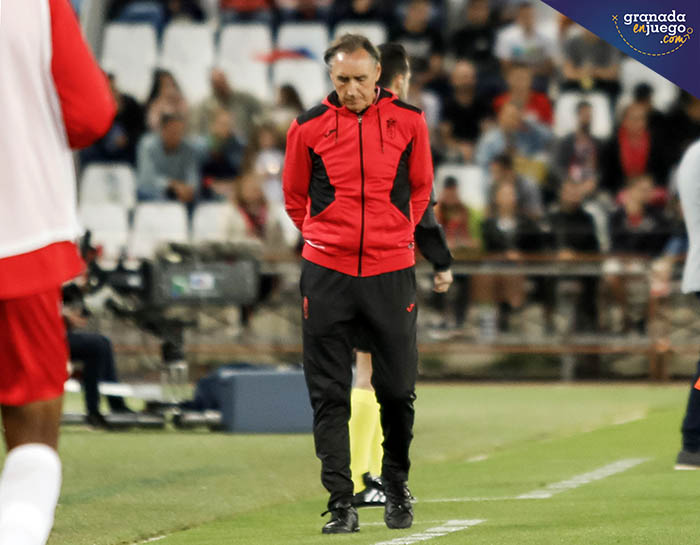 Miguel Ángel Portugal en el último encuentro en Almería (LOF)