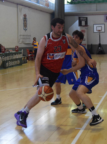 Jesús Fernández continúa dando lecciones en categoría provincial (FCBG)
