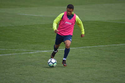 Machís durante un entrenamiento con el Granada 