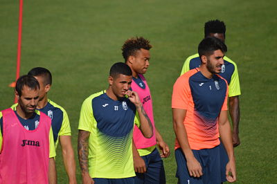 Peña en un entrenamiento con el Granada 