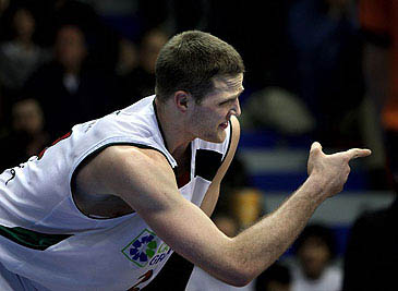Bochardt deja Granada tras tres temporada y media (ACBMEDIA)