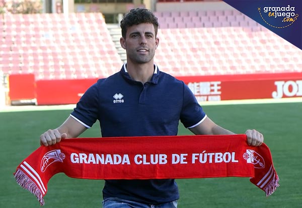 Rodri Ríos, en su presentación como rojiblanco (JOSÉ VELASCO)