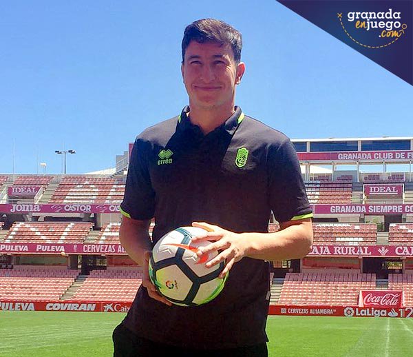 Aguirre ha pisado el césped por primera vez (JOSÉ VELASCO)