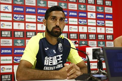 Menosse, en rueda de prensa.