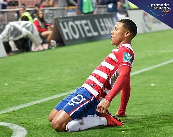 Darwin Machís en un partido de la pasada temporada con el Granada CF