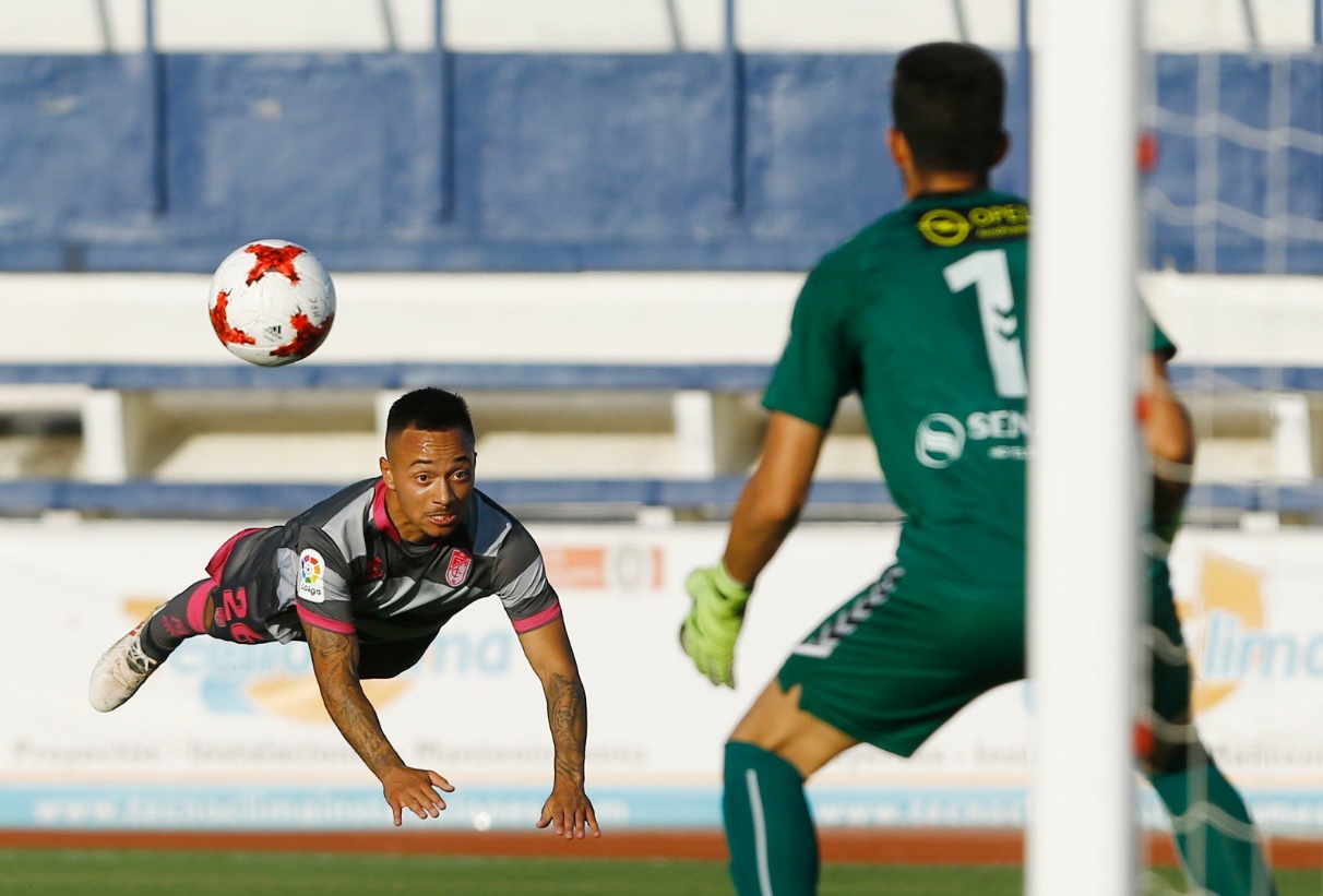 Juancho anotó el gol de la victoria ante el Marbella (GRANADA CF)