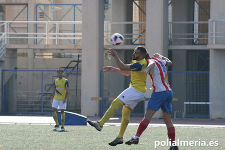 El Huétor Tájar ha iniciado la liga con victoria (POLIDEPORTIVO ALMERÍA)