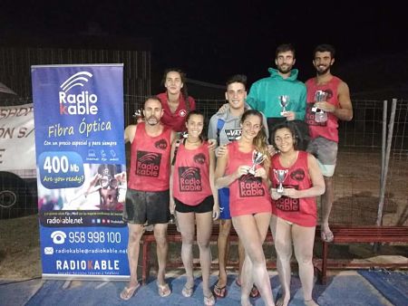 Pódium del torneo mixto de vóley playa ACV`16
