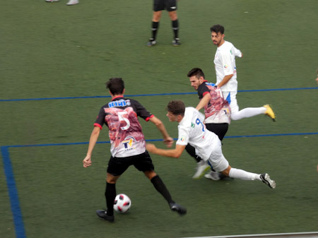 Guadix y Loma no vieron puerta en el derbi (CASTILLO)