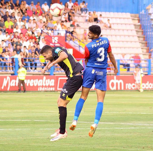 Antonio Puertas marcó los dos primeros tantos (UD EXTREMADURA)