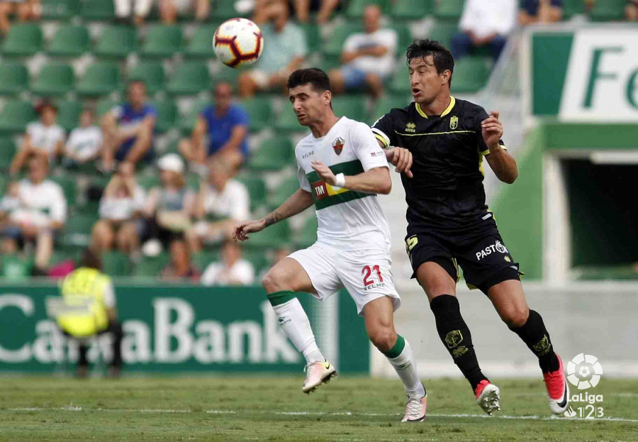 Nico Aguirre volverá a repetir titularidad ante el Elche (LFP)