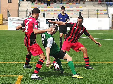 El Huetor Vega se ha estrenado ante River Melilla (EL FARO DE MELILLA)