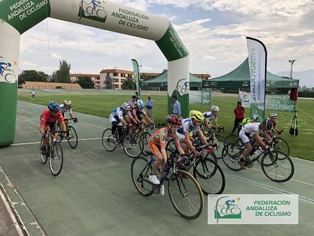 Las mejores promesas del ciclismo base se dieron cita en ARMILLA (FAC)