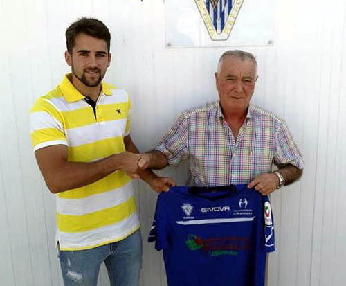Carlos López en su presentación como jugador de la UD Maracena (ARCHIVO)