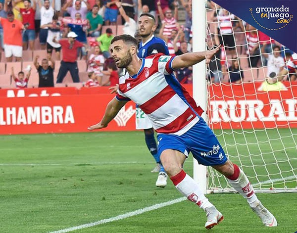 Rodri Ríos celebra uno de los goles que anotó la pasada semana ante el Córdoba (GRJ)