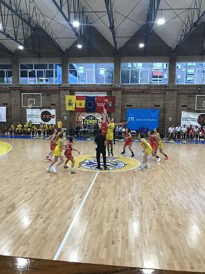 El Grupo Hafesa Raca ha iniciado la liga con derrota (RACA)