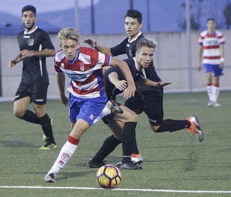 El Granada Juvenil ya es cuarto en División de Honor (@CANTERANAZARÍ)