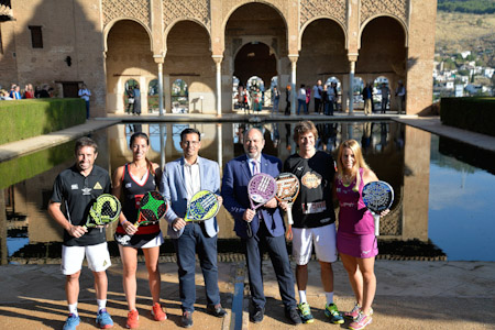 `El Parral` de la Alhambra ha acogido la presentación del World Padel Tour (JAVIER ALGARRA)