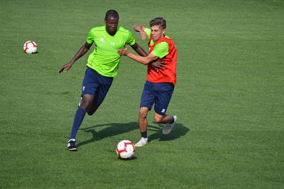 Ramos intenta superar a Pozo (GRJ)