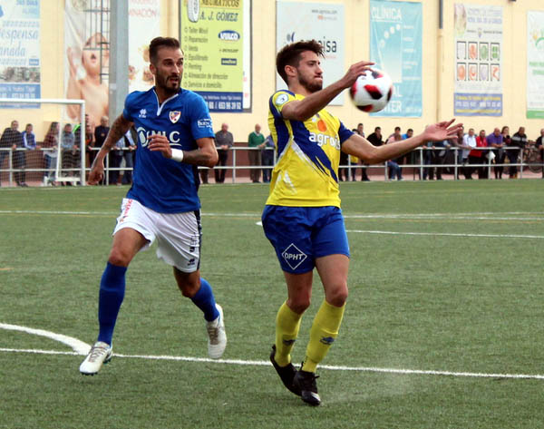 El Huétor Tájar afronta un complicado derbi ante el Guadix (MAMEN SORIA)